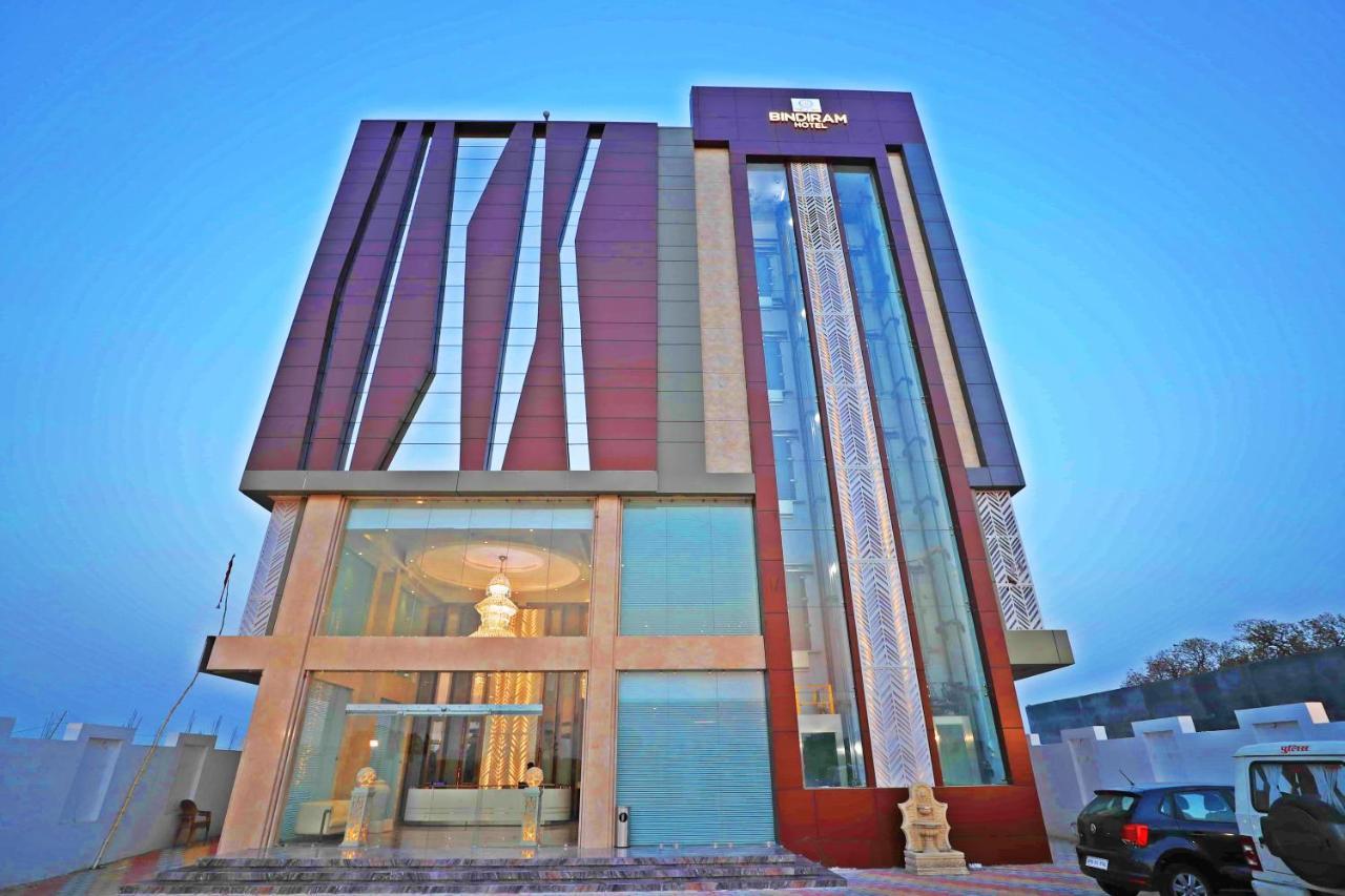 Bindiram Express By Shrigo Hotels Sitapur Muafi المظهر الخارجي الصورة