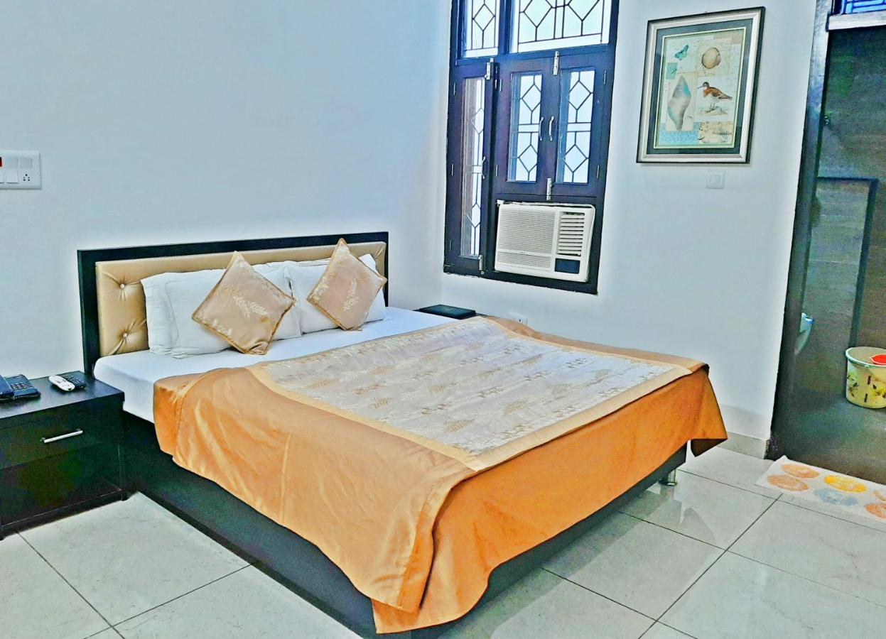 Bindiram Express By Shrigo Hotels Sitapur Muafi المظهر الخارجي الصورة