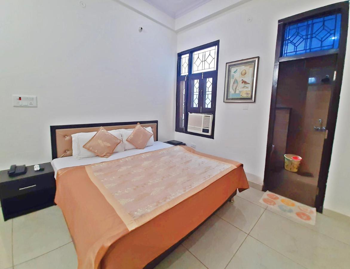Bindiram Express By Shrigo Hotels Sitapur Muafi المظهر الخارجي الصورة