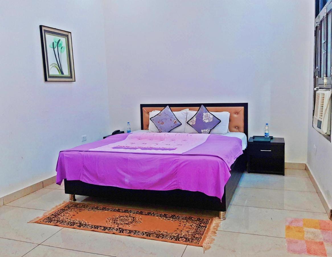Bindiram Express By Shrigo Hotels Sitapur Muafi المظهر الخارجي الصورة